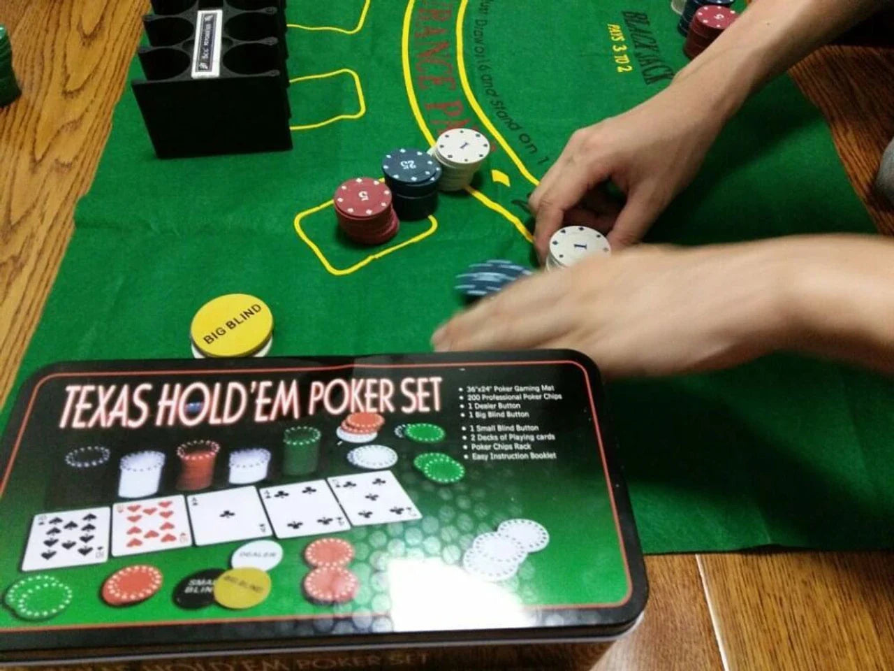 Ultimate Family Night Hold 'EM Up Casino Poker & Card Game Set with Tokens and Mat