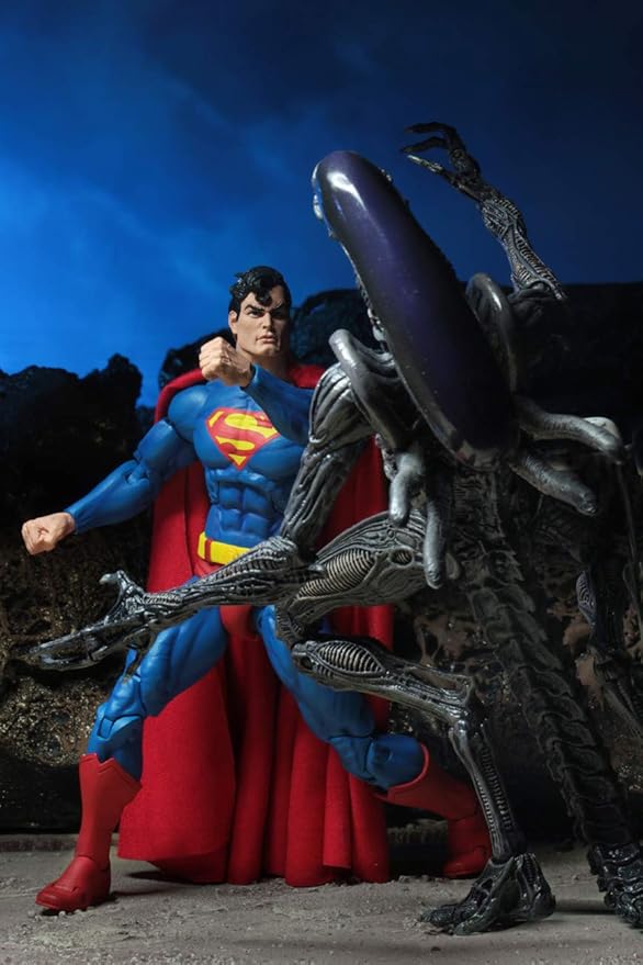 Dark Horse Superman and Alien 2 Pack Action Figure