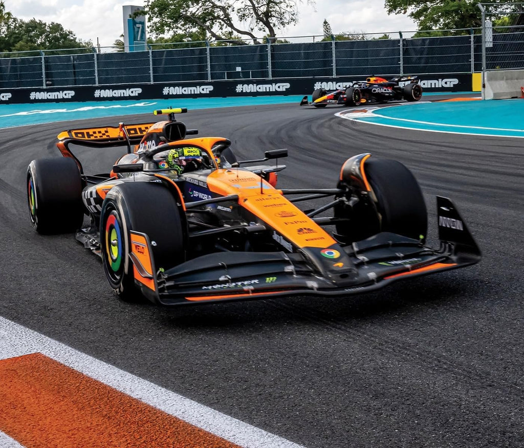 F1 Lando Norris Miami Grand Prix Racing Car McLaren MCL38 Miami Grand Prix Collection #4 1:43 Diecast