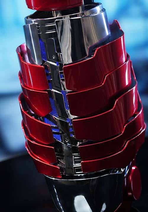 Iron Man Mk5 Advanced Hand SP001 Wearable Arm Armor (Limited Edition)