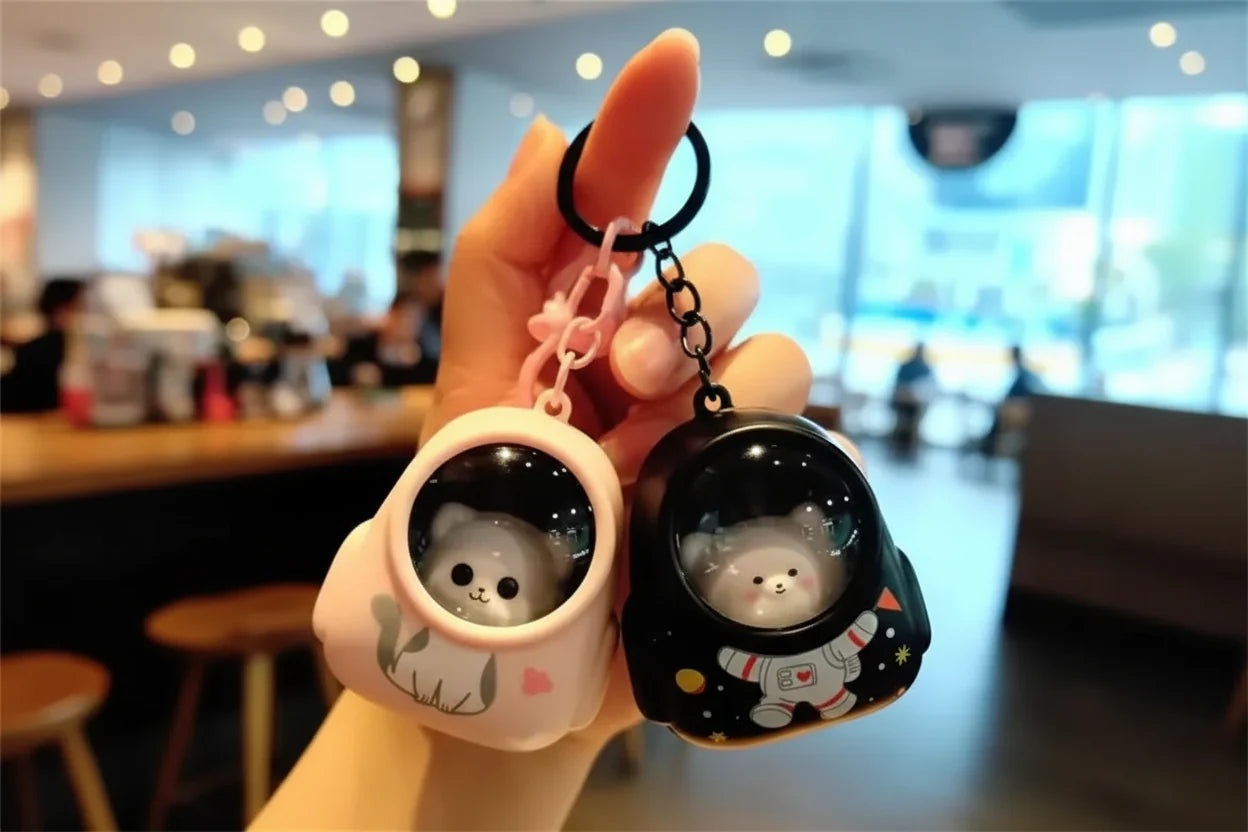 Cute Astro Cat Light-Up Backpack Keychain limited edition
