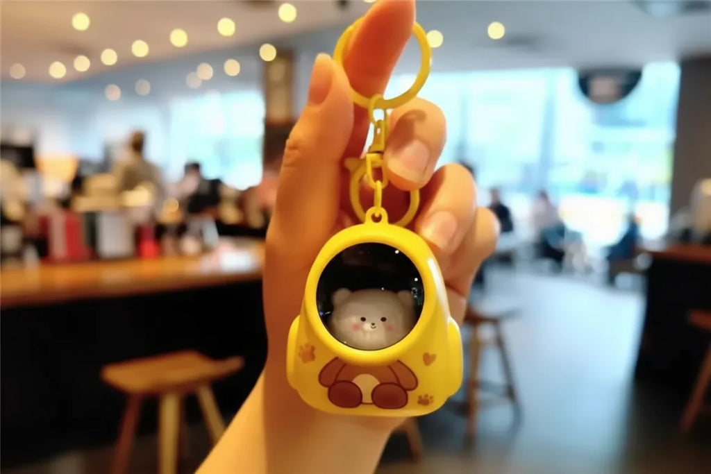 Cute Astro Cat Light-Up Backpack Keychain limited edition