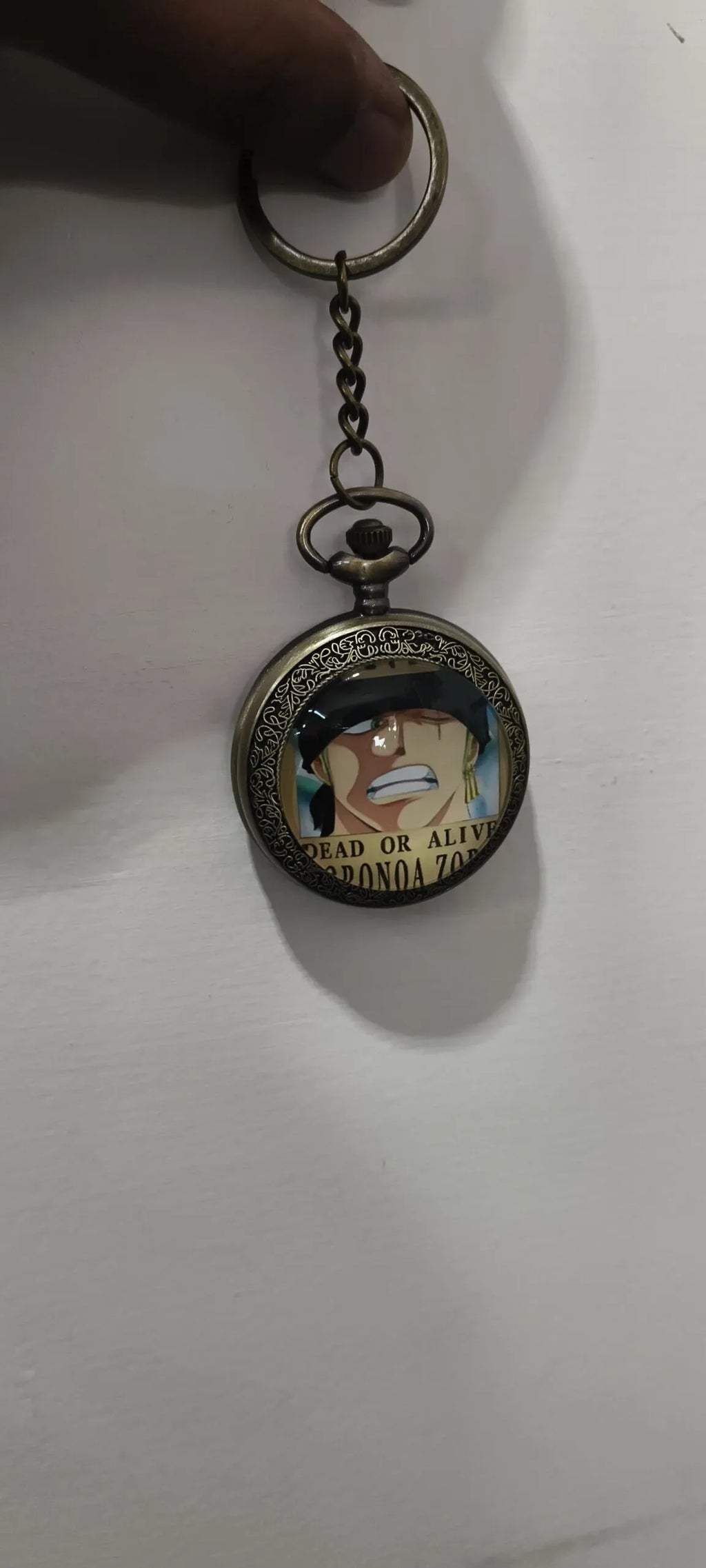 One Piece : Zoro “Dead or Alive” Antique Vintage Pocket Watch (Keychain)