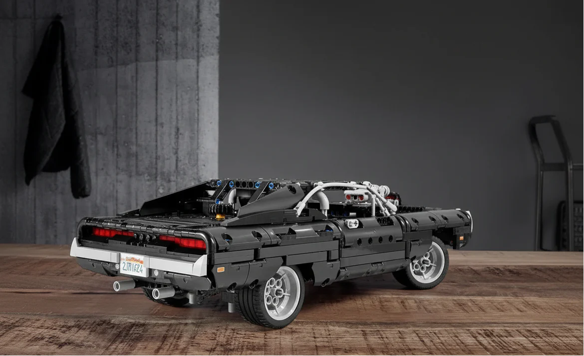 Technic Fast and Furious Dom's Dodge Charger Racing Car Model Iconic Collector's Building Set for Kids
