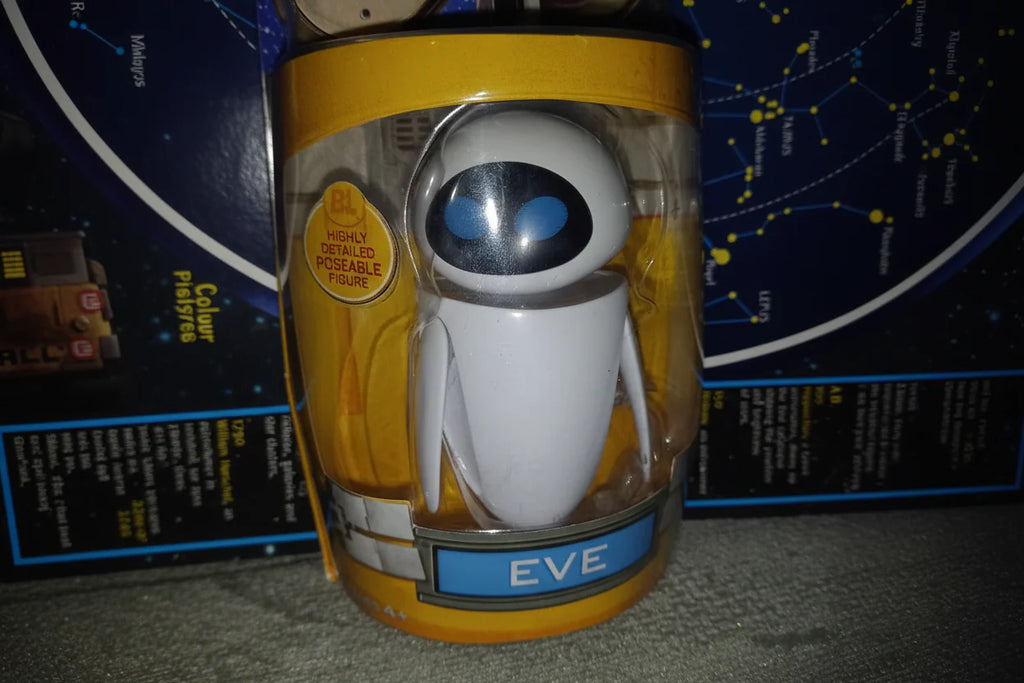 Disney Pixar Wall-e Thinkway Transforming Eve Robot