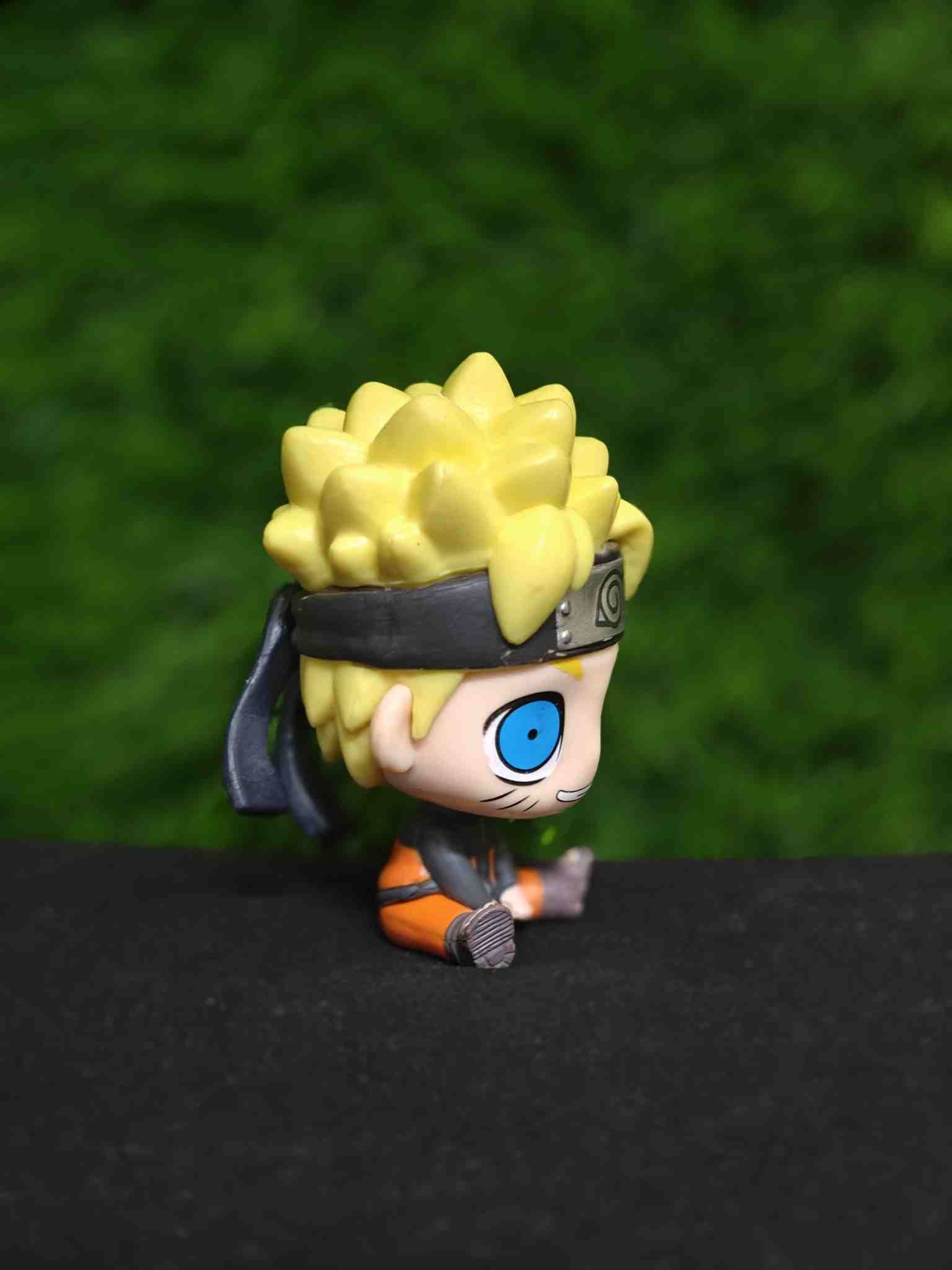 Naruto Series : Uzumaki Chibi Happy Action Figure